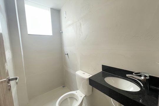Banheiro Social de apartamento à venda com 2 quartos, 53m² em Santa Branca, Belo Horizonte