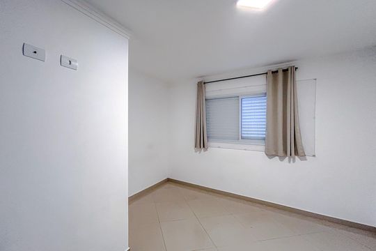 Quarto 1 de casa de condomínio para alugar com 2 quartos, 60m² em Vila Carlos de Campos, São Paulo