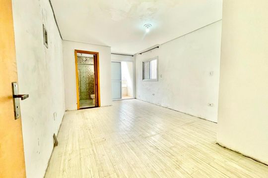 Casa à venda com 3 quartos, 160m² em São Lucas, São Paulo