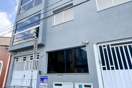 Fachada + plaquinha de apartamento para alugar com 3 quartos, 110m² em Santa Maria, São Caetano do Sul