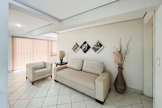 Hall de entrada de apartamento para alugar com 3 quartos, 110m² em Santa Maria, São Caetano do Sul