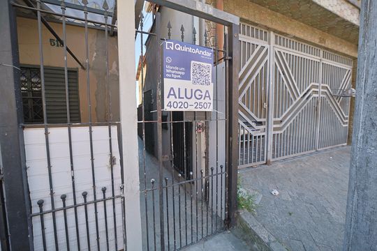 Placa de casa para alugar com 1 quarto, 45m² em Parque Cisper, São Paulo