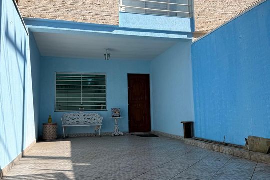 Casa à venda com 3 quartos, 110m² em Vila Nova Pauliceia, São Paulo