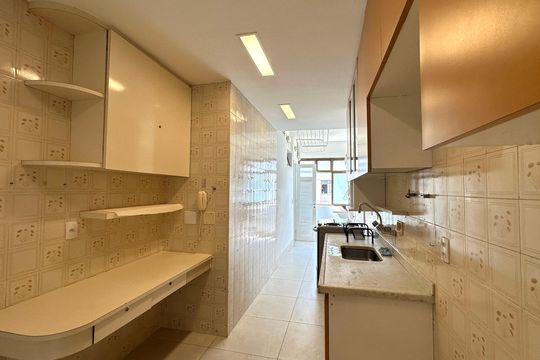 Apartamento para alugar com 2 quartos, 90m² em Jardim Botânico, Rio de Janeiro