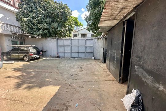 Garagem de casa para alugar com 2 quartos, 250m² em Brooklin Paulista, São Paulo