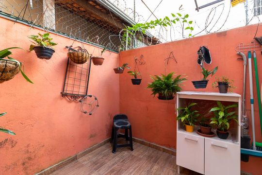Quintal de casa à venda com 3 quartos, 155m² em Carandiru, São Paulo