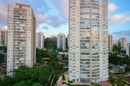 Vista do Quarto de apartamento para alugar com 1 quarto, 38m² em Vila Andrade, São Paulo
