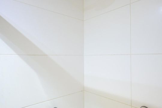 Banheiro Social de apartamento para alugar com 1 quarto, 38m² em Vila Andrade, São Paulo