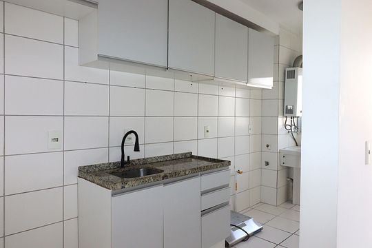 Cozinha de apartamento à venda com 2 quartos, 57m² em Sarandi, Porto Alegre