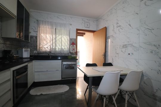 Cozinha de casa à venda com 3 quartos, 109m² em Vila Homero Thon, Santo André