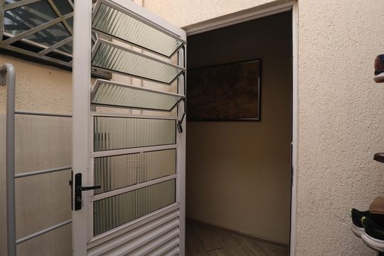 Quarto de serviço de casa à venda com 3 quartos, 109m² em Vila Homero Thon, Santo André