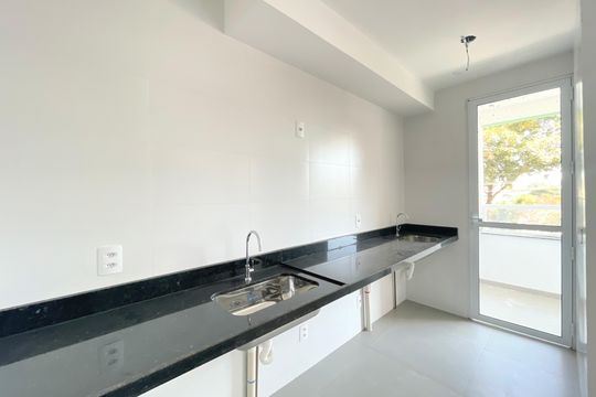 Cozinha de apartamento à venda com 2 quartos, 56m² em Castelo, Belo Horizonte