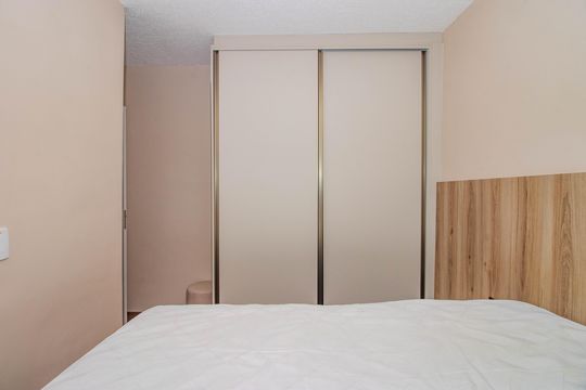 Quarto 2 de apartamento para alugar com 2 quartos, 40m² em Sarandi, Porto Alegre