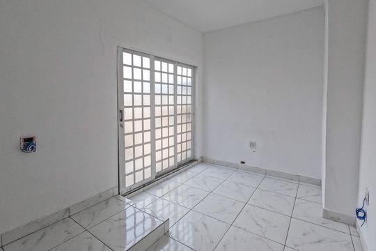 Suíte de casa à venda com 2 quartos, 80m² em Vila Carolina, São Paulo
