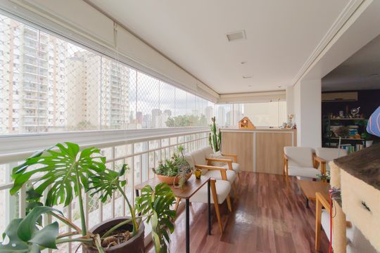 Casa para alugar com 4 quartos, 290m² em Vila Mariana, São Paulo
