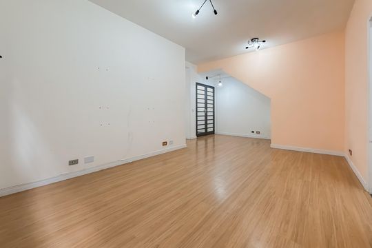 Sala de casa à venda com 3 quartos, 100m² em Ipiranga, São Paulo