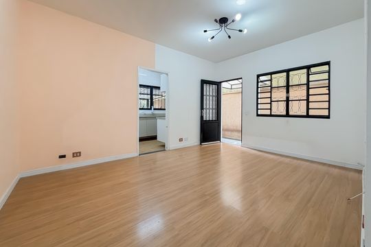 Sala de casa à venda com 3 quartos, 100m² em Ipiranga, São Paulo
