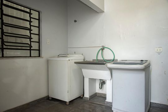 Área de Serviço de casa à venda com 3 quartos, 150m² em Parque Imperial, São Paulo