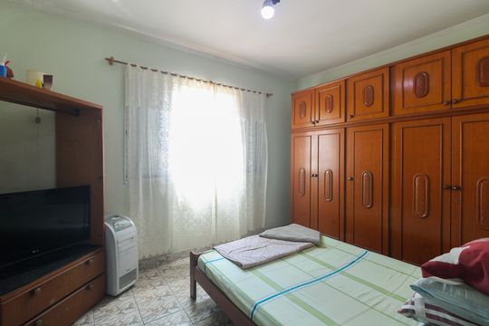 Quarto 1 de casa à venda com 3 quartos, 225m² em Vila Carrão, São Paulo