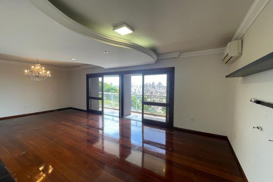 Apartamento à venda com 3 quartos, 330m² em Primavera, Novo Hamburgo