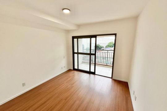 Sala/Cozinha de kitnet/studio à venda com 1 quarto, 28m² em Parada Inglesa, São Paulo