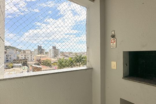 Varanda de apartamento para alugar com 2 quartos, 53m² em Areias, São José