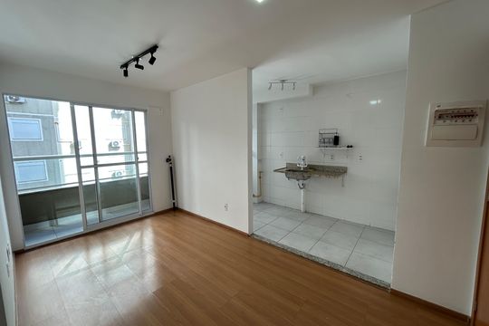 Sala de apartamento à venda com 2 quartos, 43m² em Encantado, Rio de Janeiro