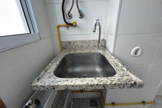 Área de Serviço de apartamento à venda com 2 quartos, 43m² em Encantado, Rio de Janeiro