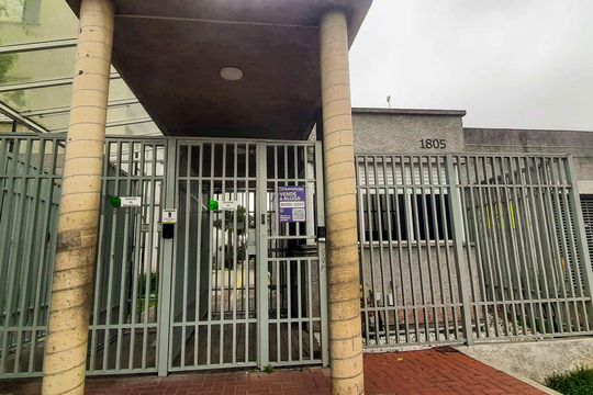 Fachada de apartamento para alugar com 2 quartos, 46m² em Padroeira, Osasco