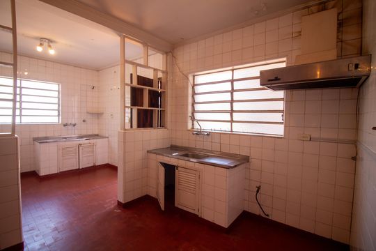 Cozinha de casa à venda com 3 quartos, 140m² em Parque Colonial, São Paulo