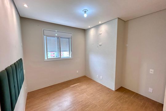 Suíte de apartamento à venda com 1 quarto, 66m² em Jardim Flor da Montanha, Guarulhos