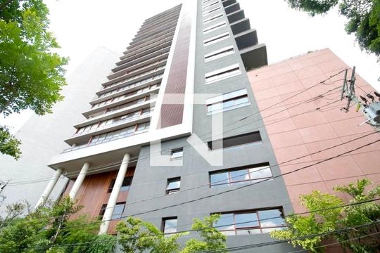 Fachada de apartamento para alugar com 1 quarto, 42m² em Jardim das Bandeiras, São Paulo