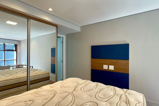 Suite de apartamento para alugar com 1 quarto, 42m² em Jardim das Bandeiras, São Paulo