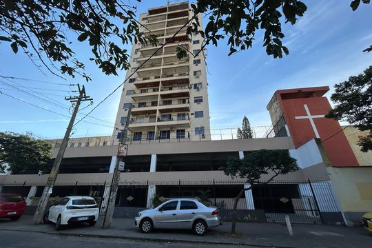 Fachada do Prédio de apartamento para alugar com 2 quartos, 52m² em Lins de Vasconcelos, Rio de Janeiro