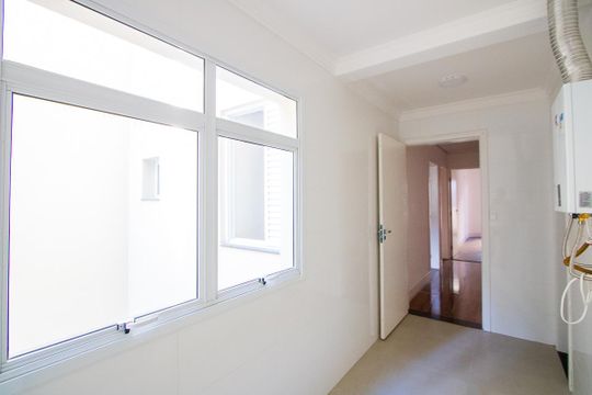 Área de serviço de apartamento à venda com 3 quartos, 127m² em Paraíso, Santo André