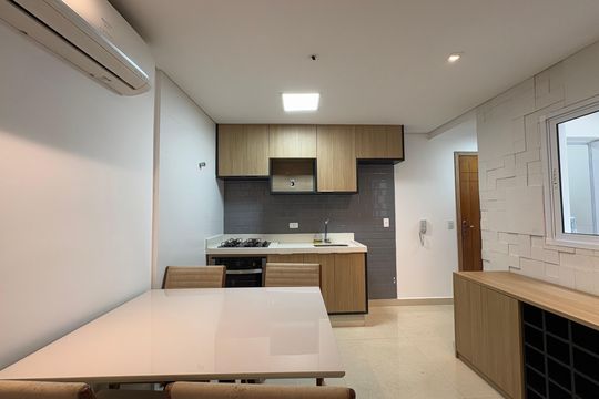 Sala de apartamento à venda com 1 quarto, 30m² em Vila Alpina, Santo André