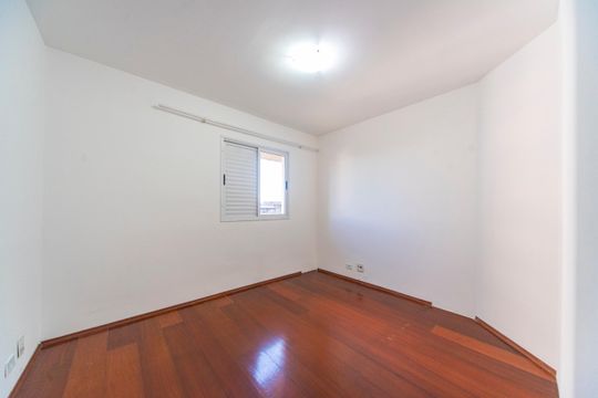 Quarto 2 de apartamento para alugar com 2 quartos, 62m² em Silveira, Santo André