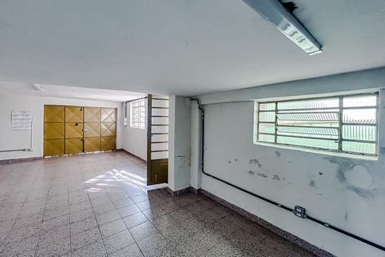 Garagem de casa para alugar com 5 quartos, 315m² em Vila Carrao, São Paulo