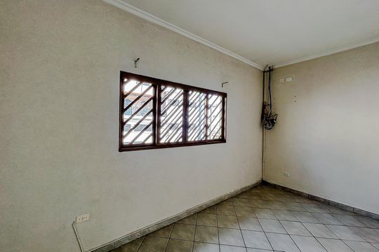Quarto de Serviço de casa para alugar com 5 quartos, 315m² em Vila Carrao, São Paulo