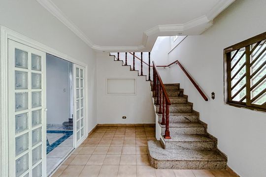Casa para alugar com 5 quartos, 315m² em Vila Carrao, São Paulo