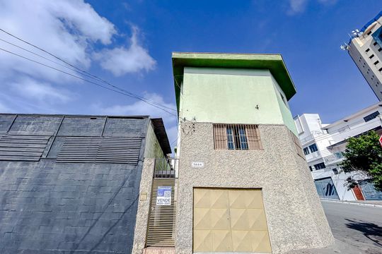 Fachada com Plaquinha de casa para alugar com 5 quartos, 315m² em Vila Carrao, São Paulo
