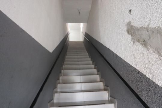 Escada de Acesso de apartamento para alugar com 1 quarto, 70m² em Jardim Nove de Julho, São Paulo