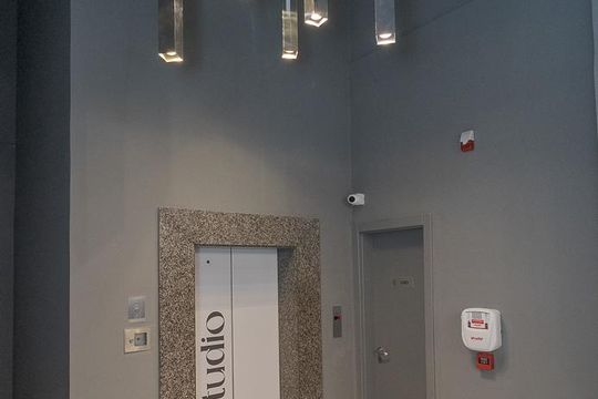 Hall de entrada de apartamento para alugar com 1 quarto, 35m² em São Geraldo, Porto Alegre