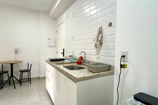 Cozinha de kitnet/studio para alugar com 1 quarto, 28m² em Jardim Paulista, São Paulo