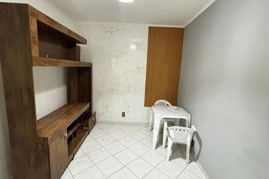 Sala de apartamento à venda com 2 quartos, 47m² em Vila Alzira, Santo André