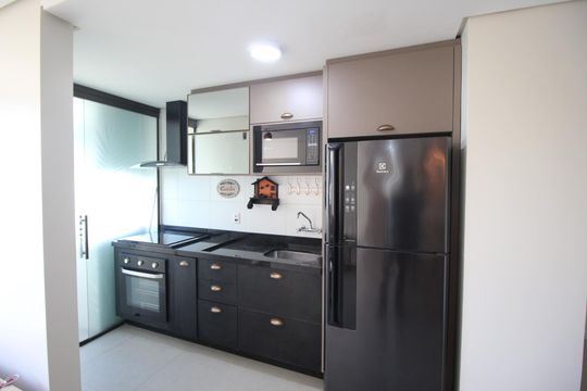Cozinha de apartamento à venda com 3 quartos, 75m² em Partenon, Porto Alegre