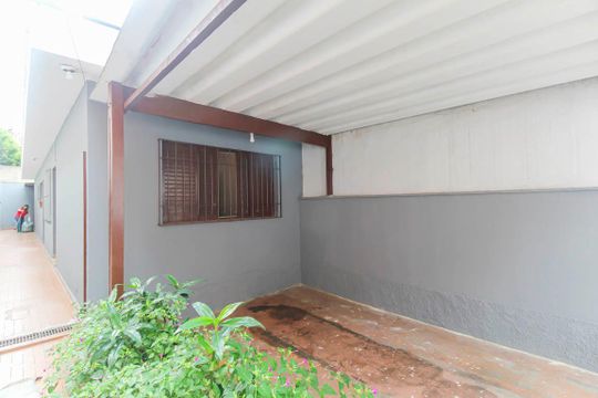 Garagem de casa à venda com 2 quartos, 125m² em Jardim Novo Carrão, São Paulo