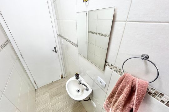 Lavabo de casa à venda com 3 quartos, 180m² em Jardim Paraíso, São Paulo