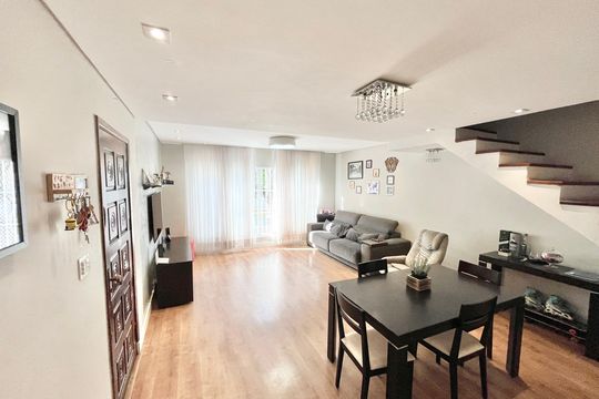 Casa à venda com 3 quartos, 180m² em Jardim Paraíso, São Paulo