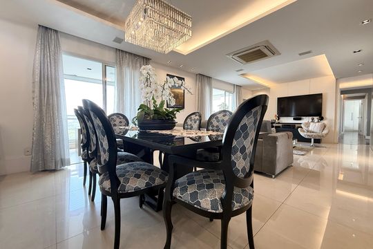 Apartamento à venda com 4 quartos, 200m² em Vila Andrade, São Paulo